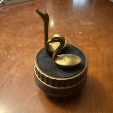 Vintage 2 Swans Wind Up