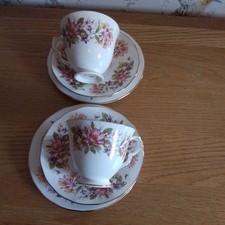 2 Trios Vintage Colclough Bone