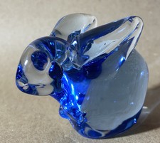 Vintage Art Glass Rabbit Ornament.