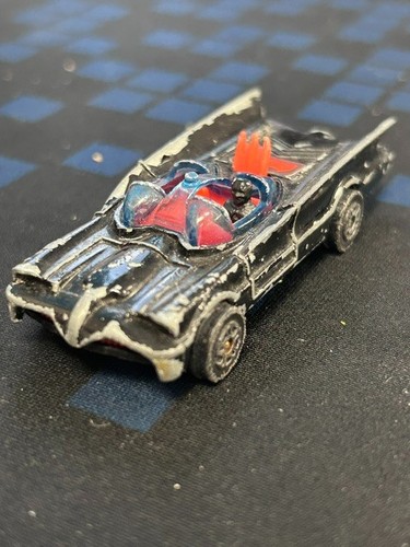 Corgi juniors batmobile batman - batmobile,