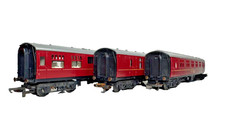 3 x Trix TTR maroon BR Mk1