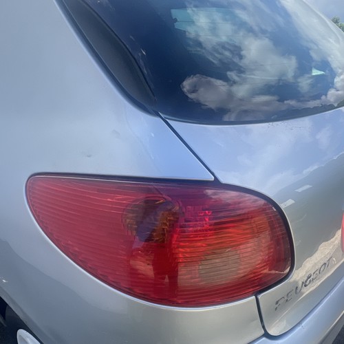 Peugeot 206 rear lights - peugeot,