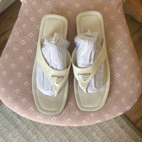 Prada toe post white patent - prada,