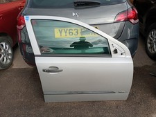 Vauxhall Astra H 2005 - 2009 Offside Drivers Front Door Silver Z2AU
