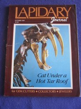 LAPIDARY JOURNAL - CAT UNDER A HOT TAR ROOF - Oct 1989 v 43 # 7