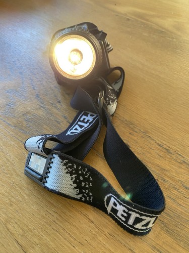 Petzl micro headlamp ref e03 - headlamp,