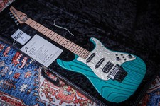 TOM ANDERSON USA The Classic "Bora Bora Blue + Maple" (2022)