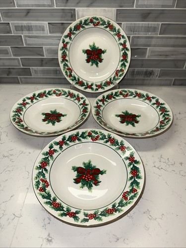 Gibson~Holiday/Christmas~Holly