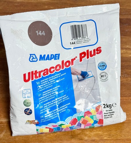 Mapei grout 144 chocolate 2kg - chocolate,