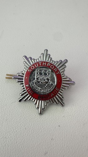 Southport fire brigade badge - southport,
