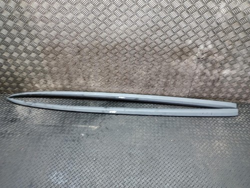 Vauxhall astra roof rail - roof,