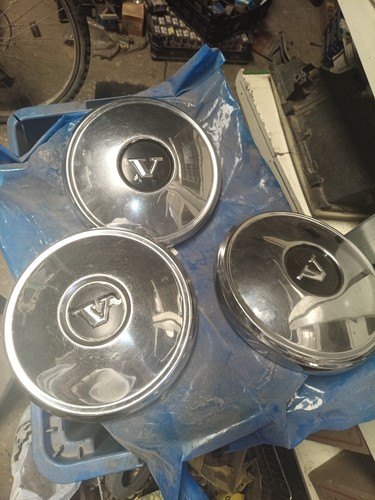 Volvo p122 amazon - 3x,