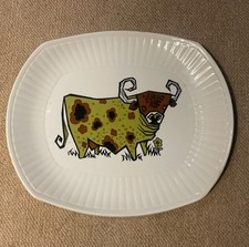 Vintage 1970s Beefeater Bull