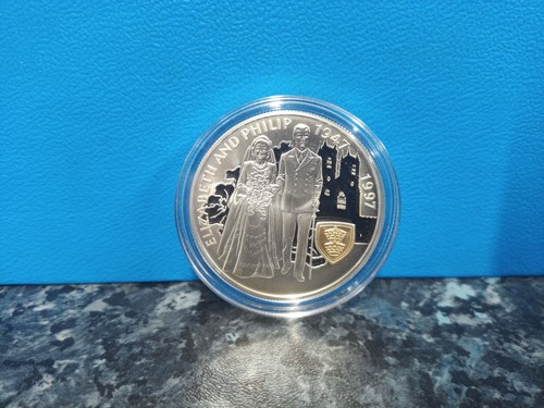 Vintage 1997 royal falkland - royal,