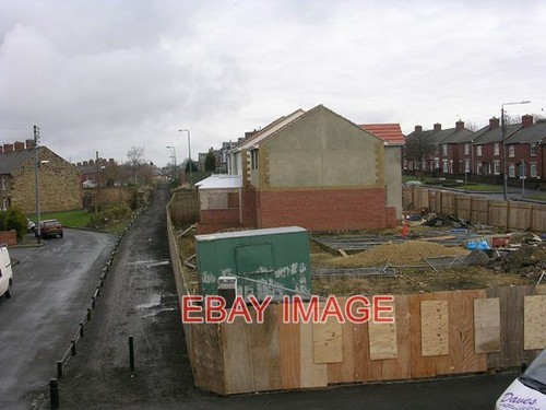 Photo shoddy new housing - ,