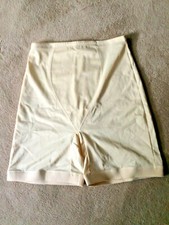 Vintage Playtex XL Beige Light Weight Girdle  Style 82866 NWOT