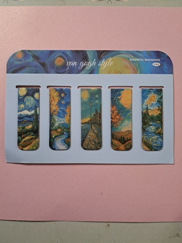Set magnetic bookmarks - of,