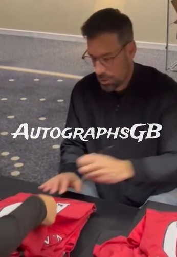 Ruud van nistelrooy signed - van,