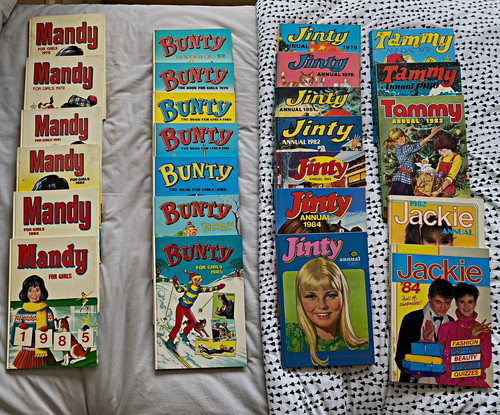 Assorted vintage girls - 25,