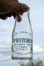 milk bottle lovely 1950's Butchers of Cowes I.O.W. dairy 1/2
