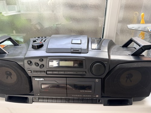 Philips az8304 turbo - bass, cd
