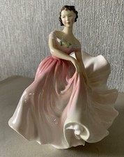 ROYAL DOULTON CHINA LADY