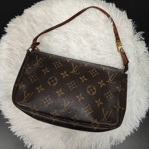 Louis vuitton monogram - louis,