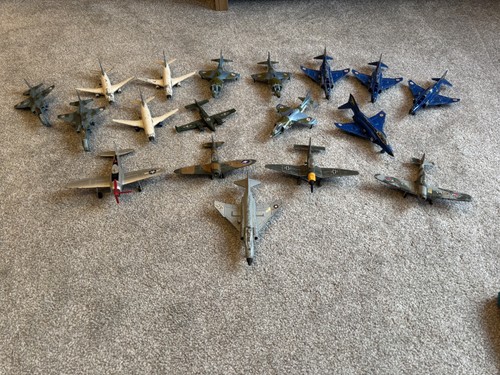 Set vintage dinky planes - set,