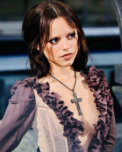 Jenna ortega photo 8x10 - photo,