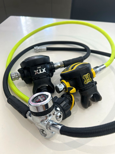 Apeks xtx 200 scuba regulator - apeks,