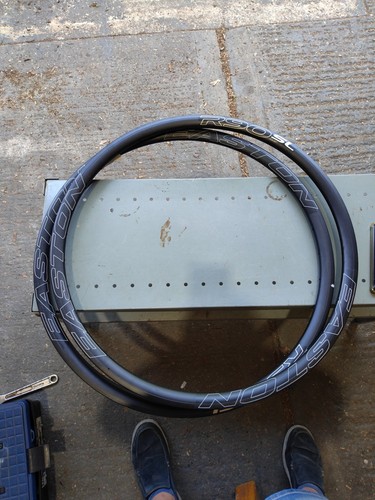Easton r90 clincher rim 32h - r90,
