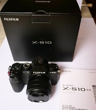 Fujifilm X-S10 26.1MP Mirrorless Camera - Black (XC 15-45mm f/3.5-5.6 OIS)