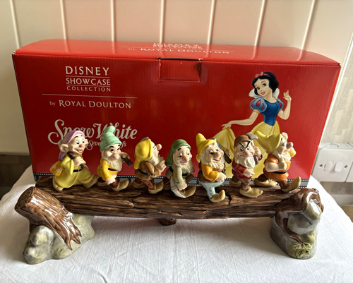 Royal doulton disney - disney, showcase