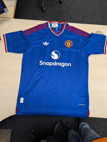Bnwt man utd away - bnwt, shirt