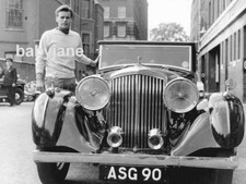 008 ROBERT WAGNER NEXT TO