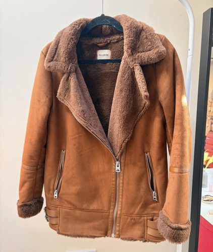 Pull and bear - ,
