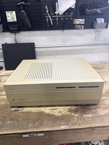 Vintage apple macintosh - macintosh, ii