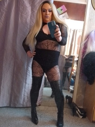 Black fishnet spider web - black,
