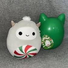 Squishmallow Nissa the Yeti