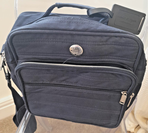 Metropolis navy travel bag - metropolis,