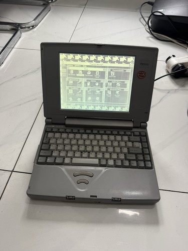 Retro vintage toshiba t2100 - retro,