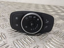 FORD FIESTA MK8 TITANIUM