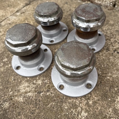 Triumph spitfire wire wheel - spitfire,
