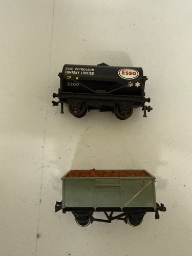 Hornby dublo rail wagons - oo,