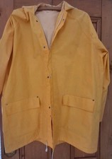 Vintage L Yellow Rubber PVC