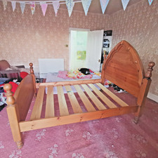 Minster Gothic Handmade Gothic