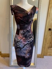 Black Halo NWT Jackie O Knee