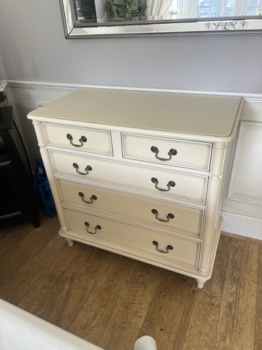 Laura ashley clifton five - ashley,