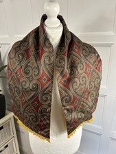 Sammy Dicel Paisley Design