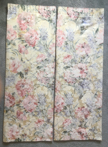 Pair curtains - 1,